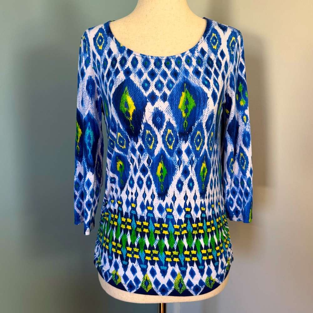 Women’s Chico’s 3/4 length sleeve top. Size zero. Blue multicolor.